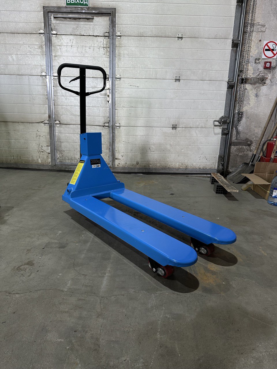 Тележка гидравлическая с весами 2000 кг 1150 мм полиуретановые колеса TOR CBY-CW2